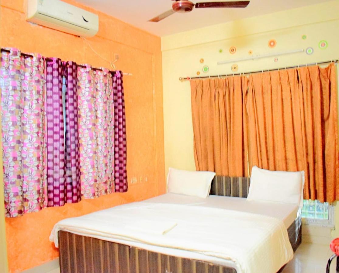 The Tavern Orchid Hotel Kolkata Ngoại thất bức ảnh