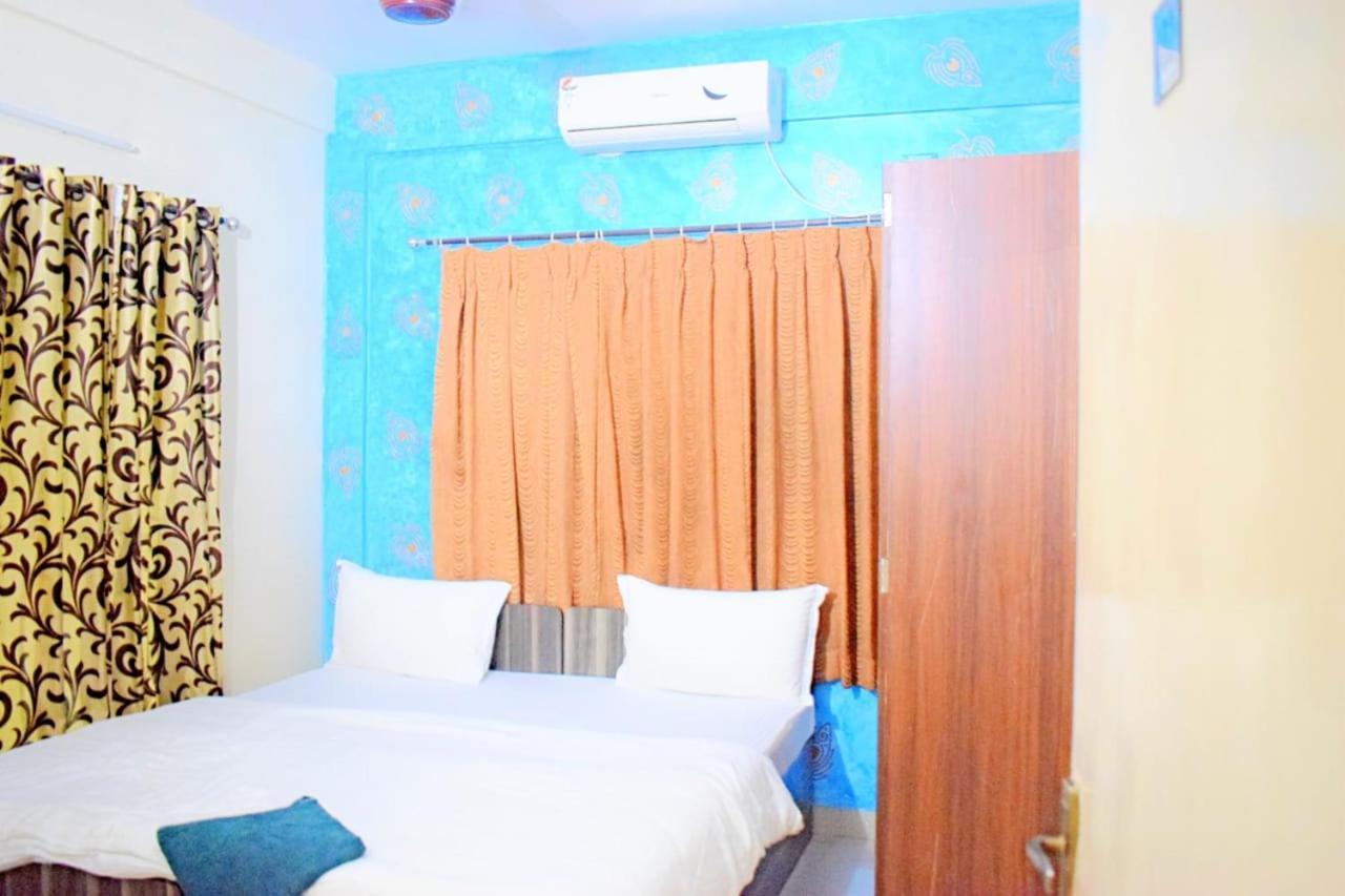 The Tavern Orchid Hotel Kolkata Ngoại thất bức ảnh