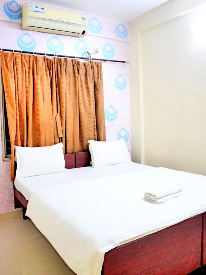 The Tavern Orchid Hotel Kolkata Ngoại thất bức ảnh